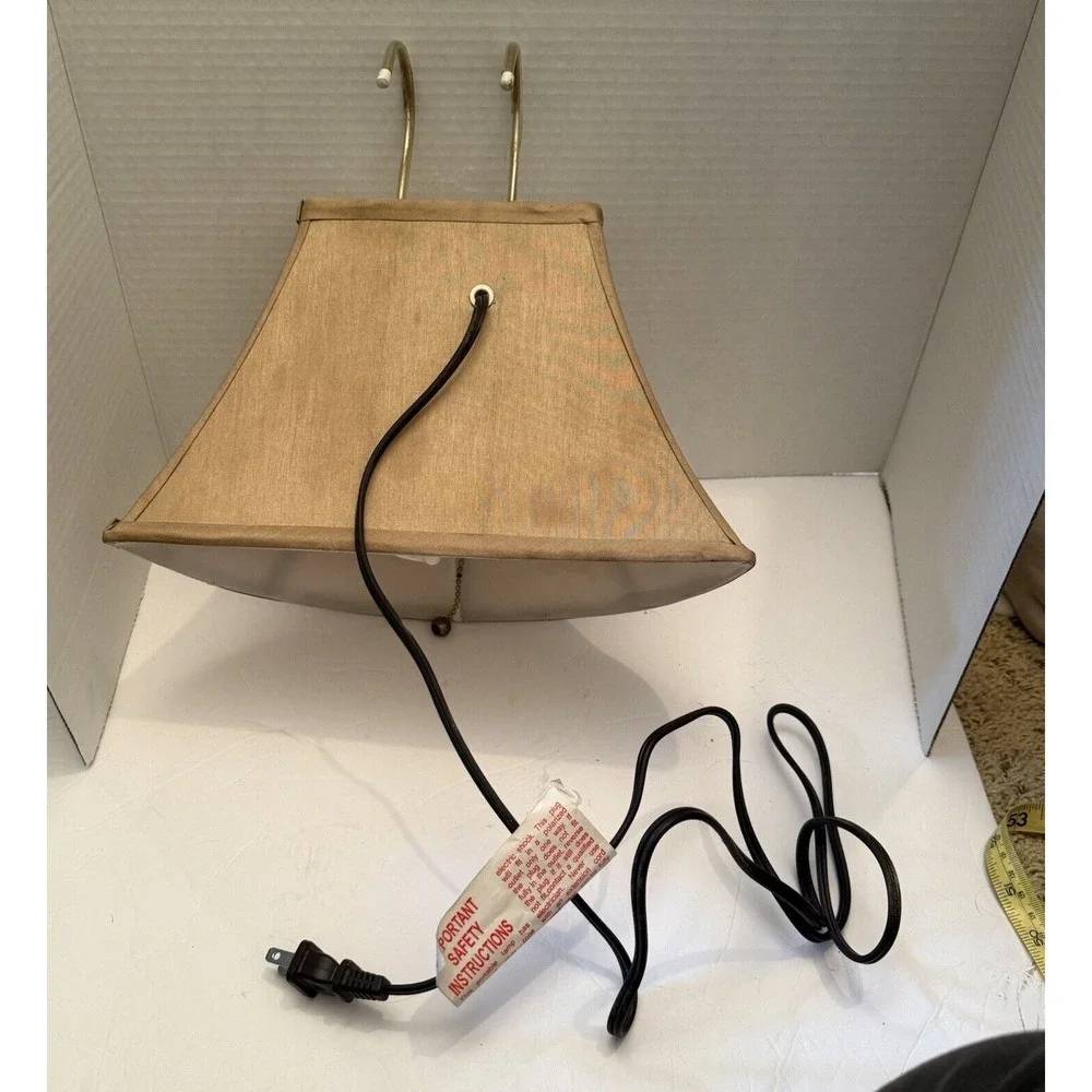 Over Ledge/Door/Rod Floating Bell Shape Shade Plug-In Pull Light‎